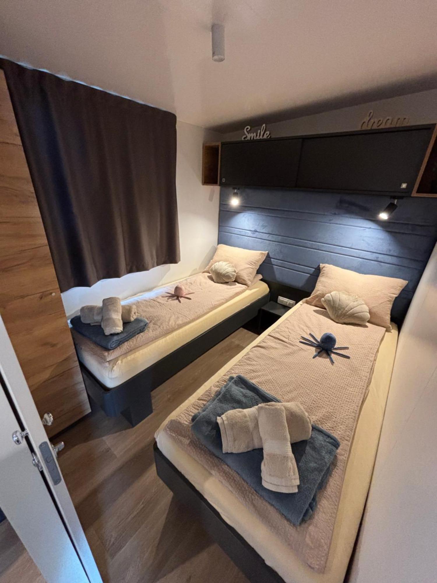Mobile Home Luna Selce Esterno foto